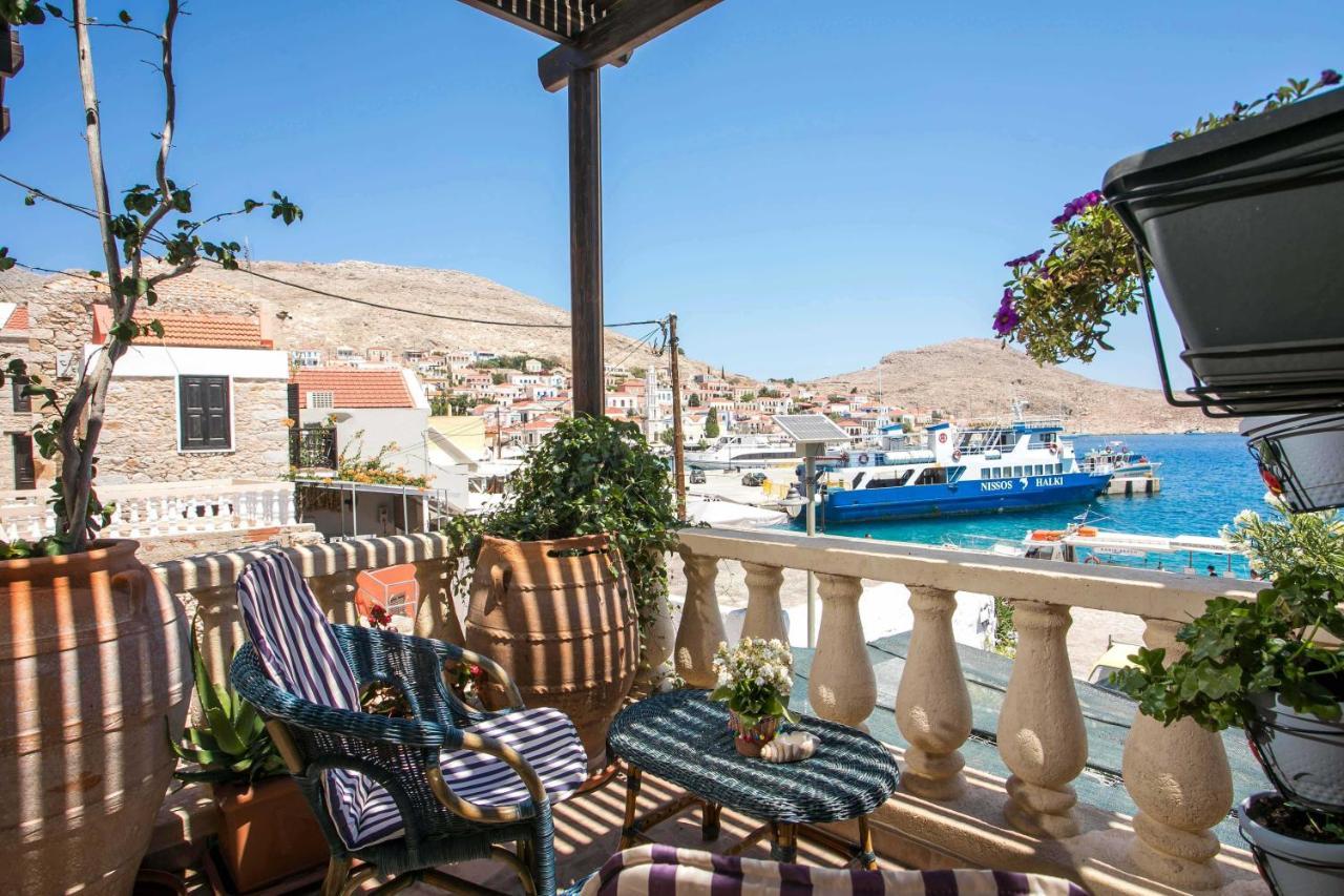 Annas Houses Chalki Town 외부 사진
